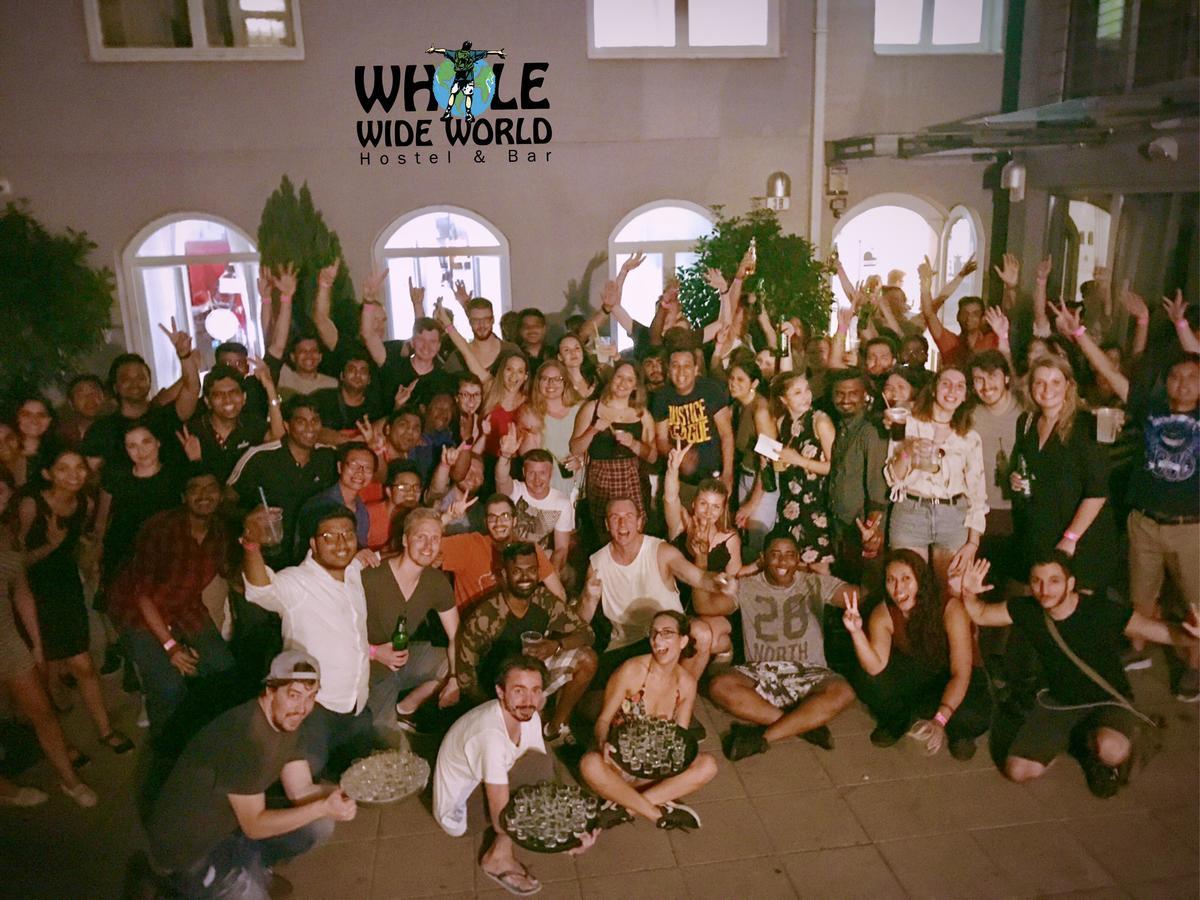 Whole Wide World Hostel 萨格勒布 外观 照片